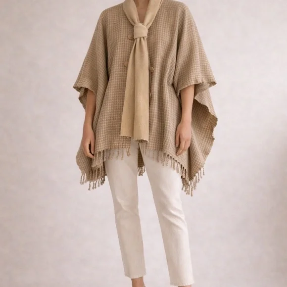 Handmade Wool Cape • Woven Heritage Poncho • 100% New Wool • Free Size - Picture 2 of 10